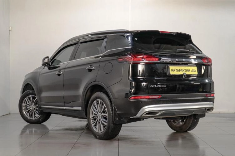 Geely Atlas Pro 4 из 6