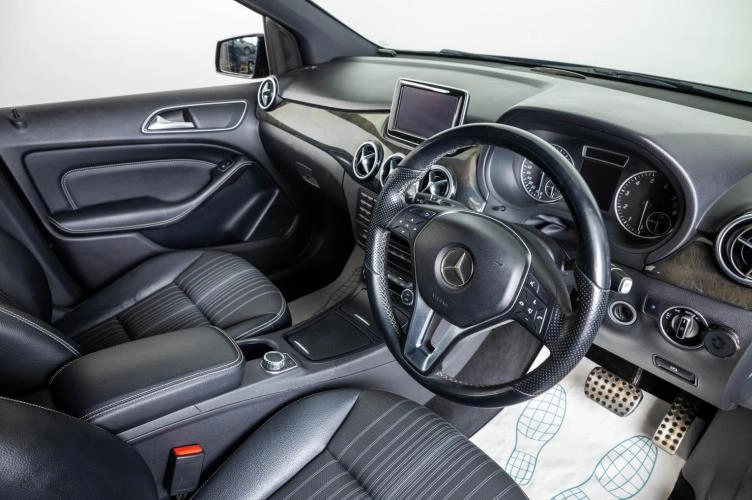 Mercedes-Benz B-класс 7 из 23