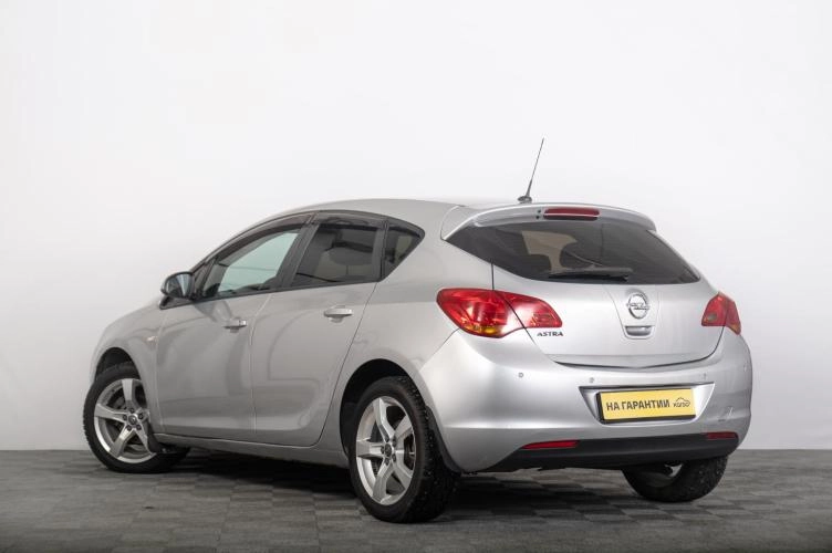 Opel Astra 5 из 6
