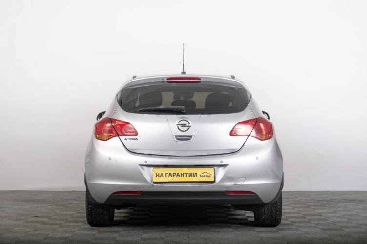 Opel Astra 4 из 6