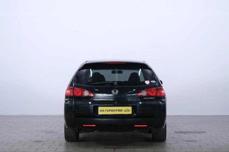 Honda Accord 5 из 6