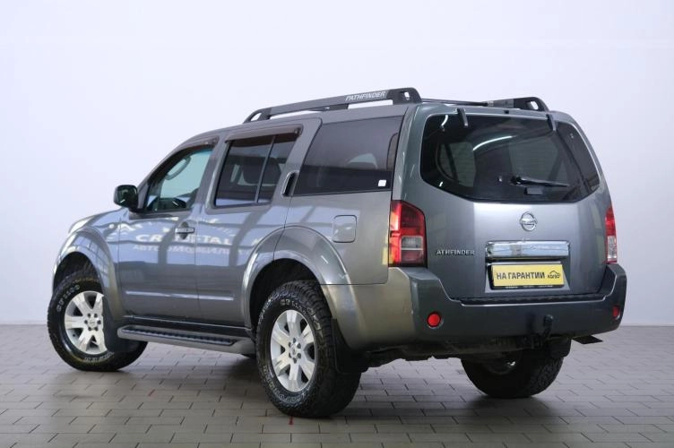 Nissan Pathfinder 4 из 6