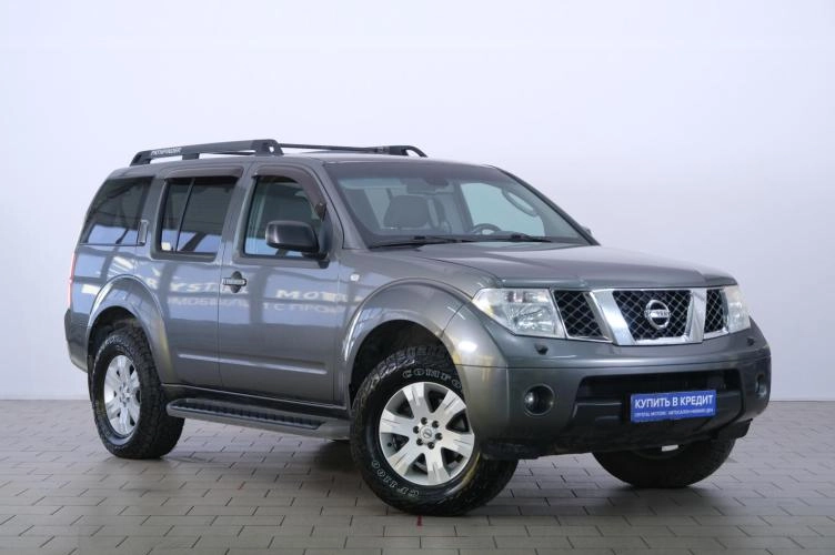Nissan Pathfinder 1 из 6