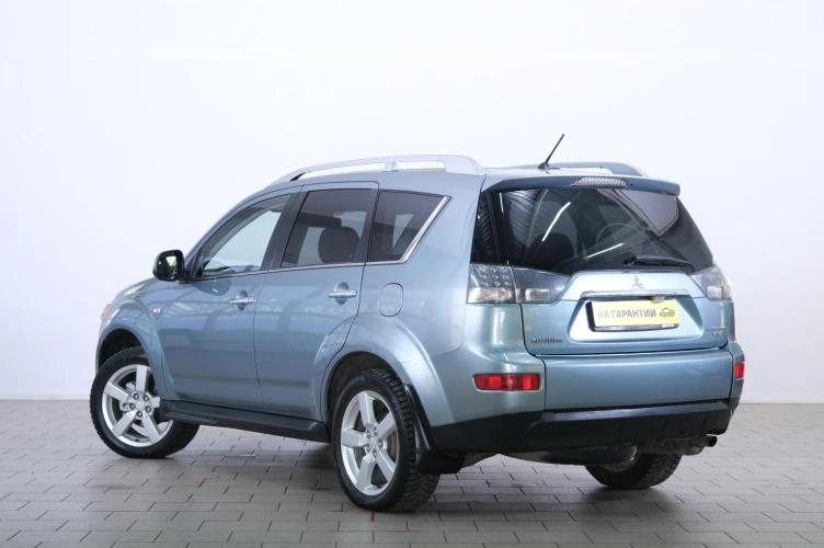 Mitsubishi Outlander 4 из 6