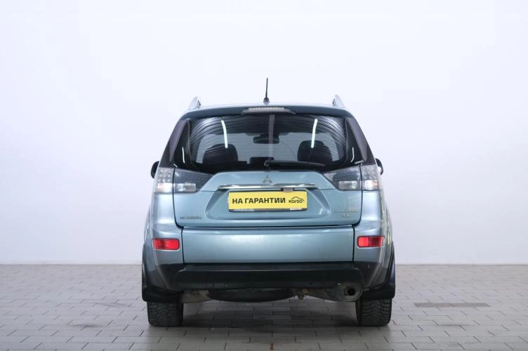 Mitsubishi Outlander 5 из 6