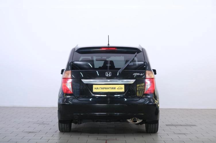 Honda FR-V 5 из 6