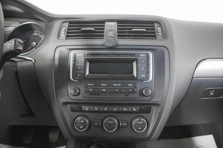 Volkswagen Jetta 16 из 18