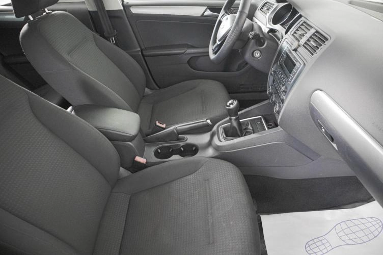 Volkswagen Jetta 11 из 18
