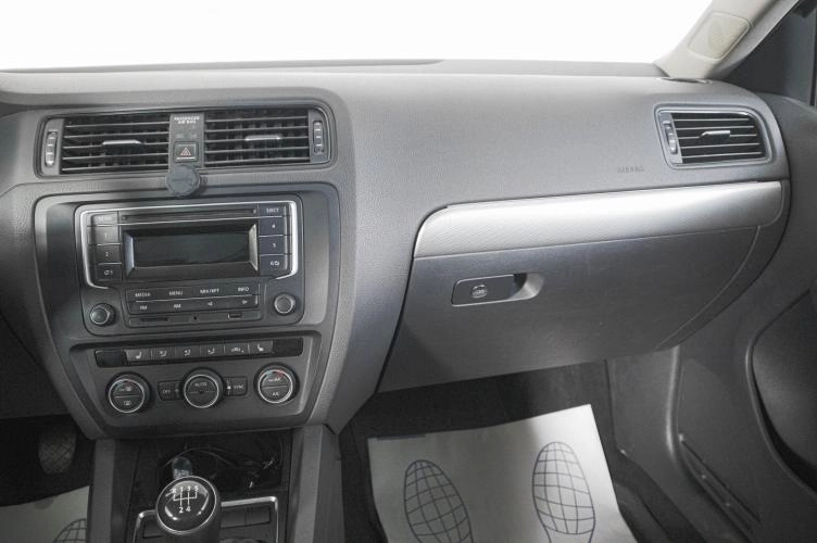 Volkswagen Jetta 14 из 18