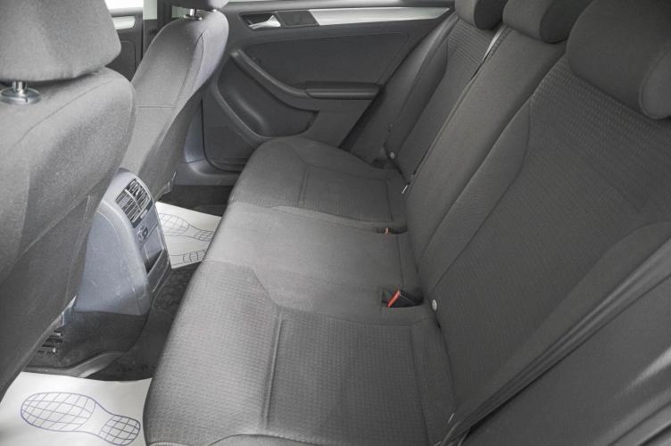 Volkswagen Jetta 9 из 18