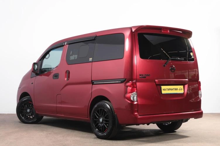 Nissan NV200 4 из 6