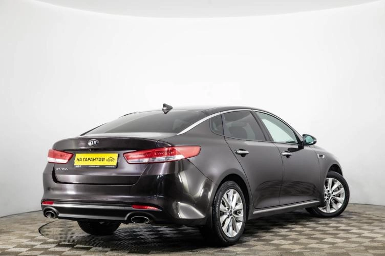KIA Optima 4 из 6