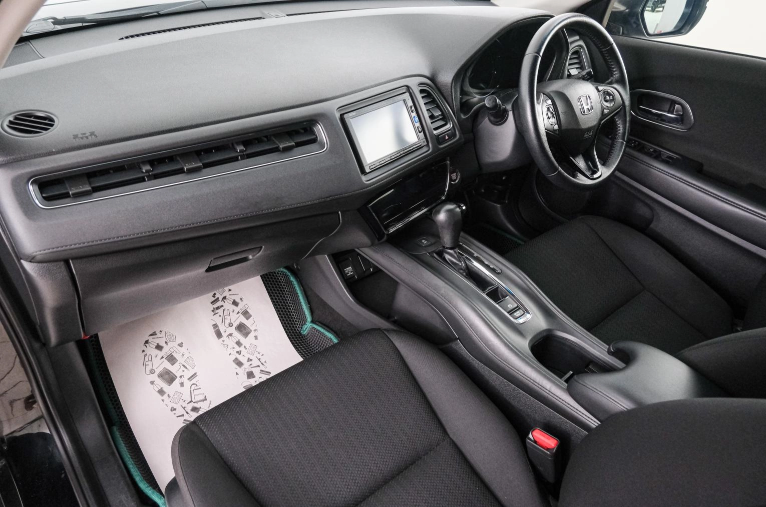 Honda Vezel 12 из 23