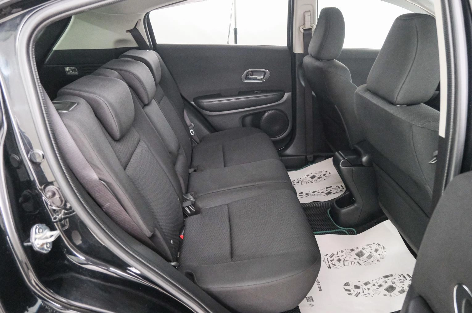 Honda Vezel 21 из 23