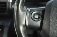 Toyota Sienta 12 из 19