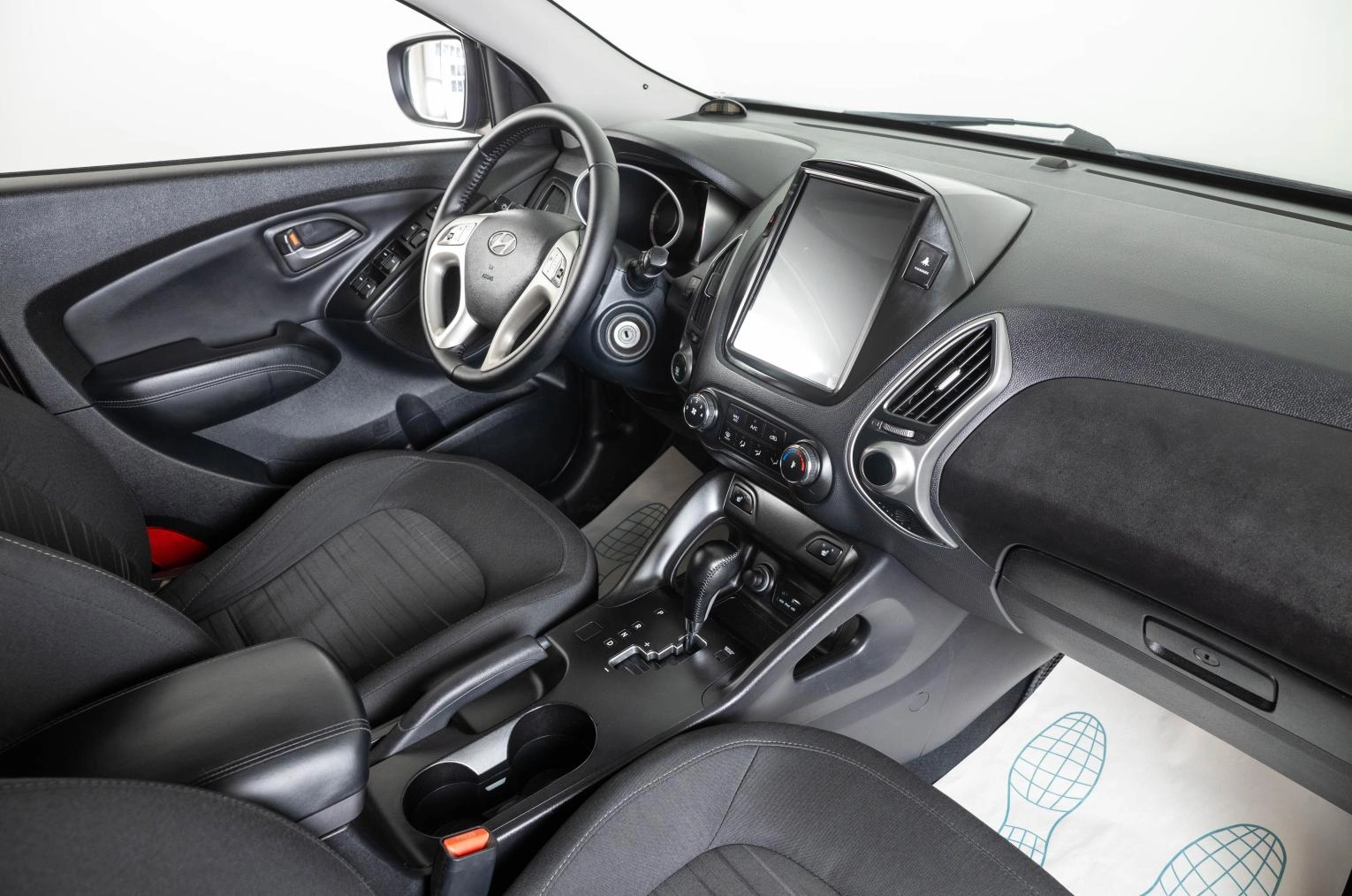 Hyundai ix35 10 из 22