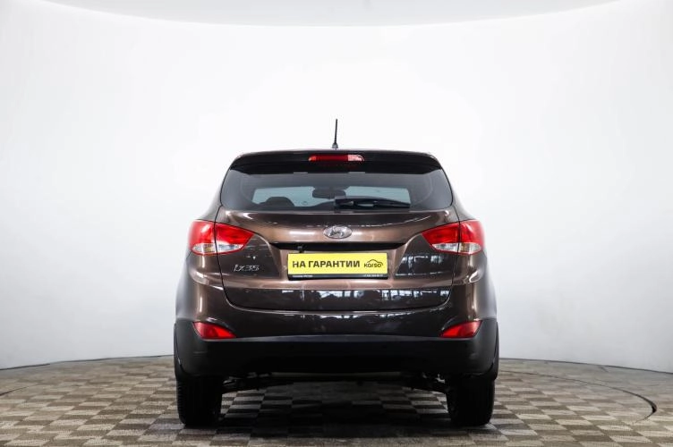 Hyundai ix35 5 из 6