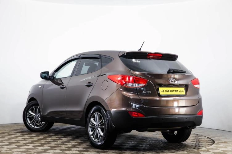 Hyundai ix35 6 из 6