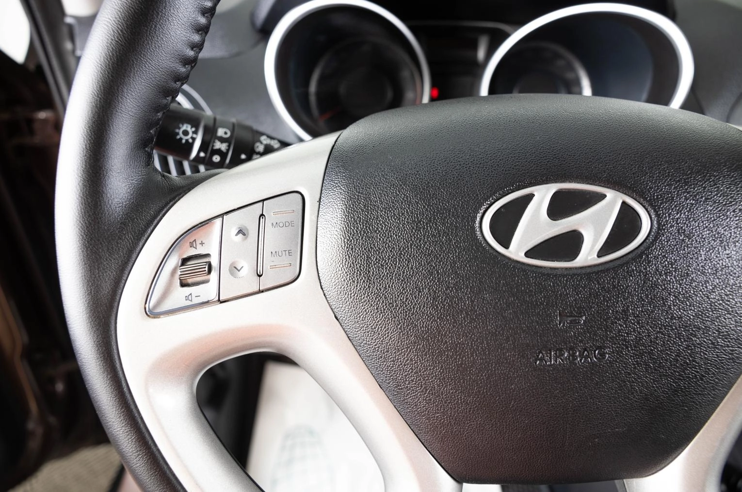 Hyundai ix35 17 из 22