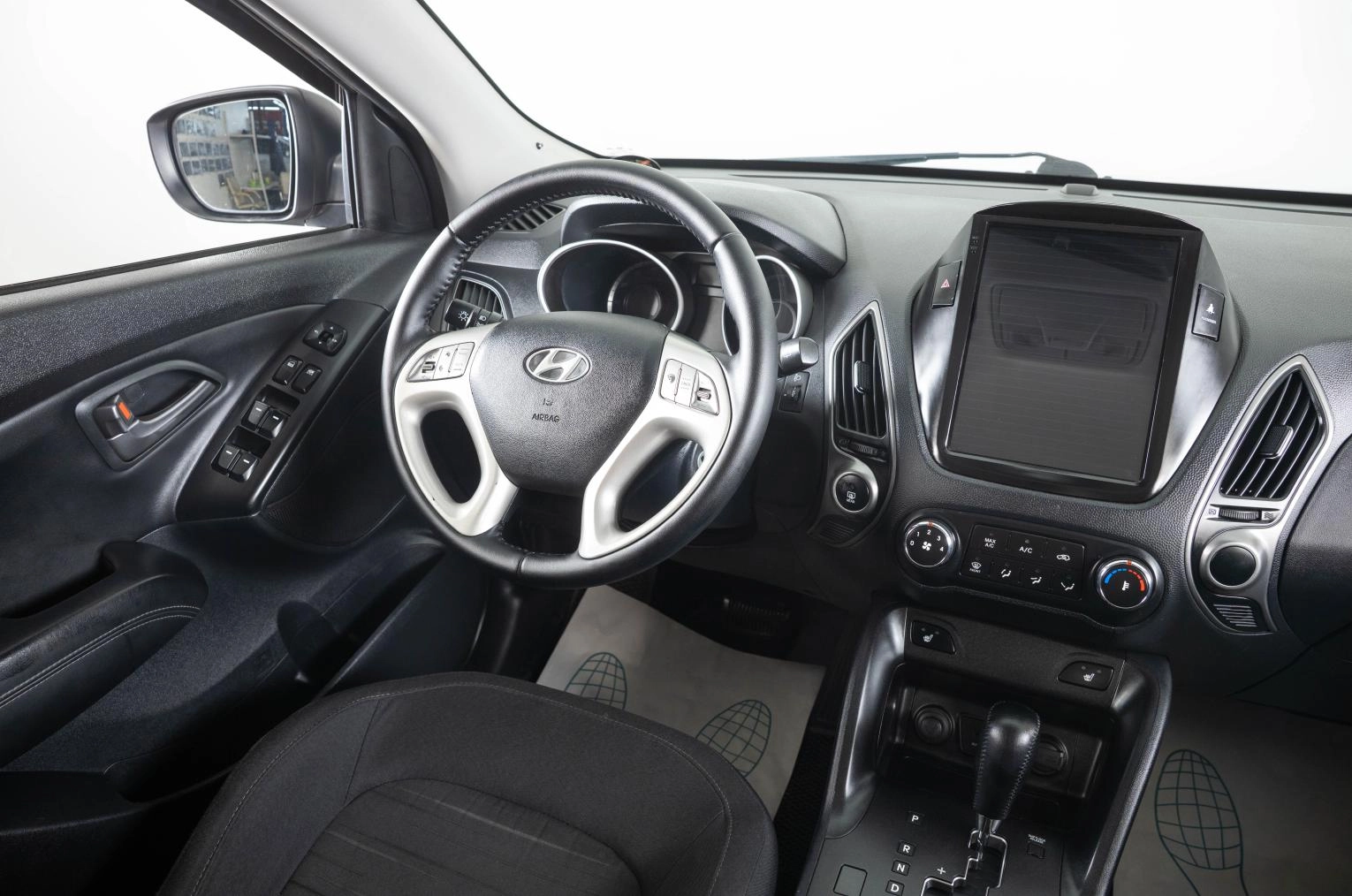 Hyundai ix35 11 из 22