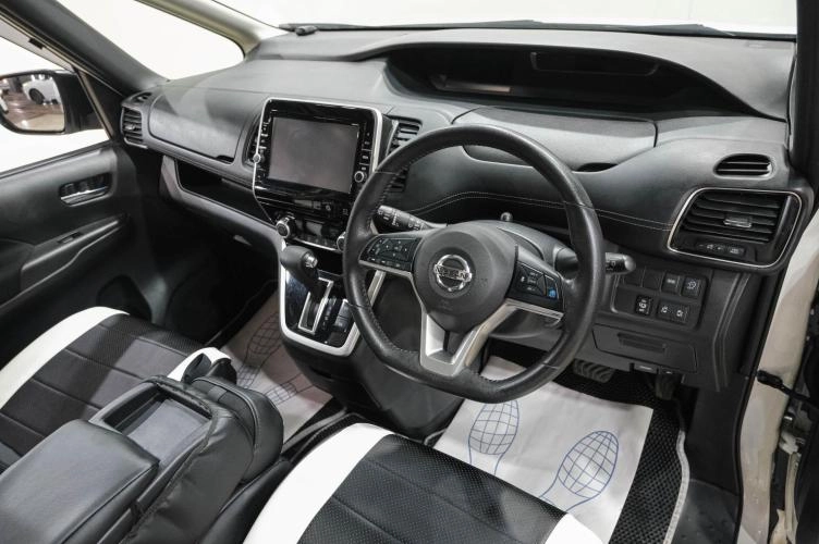 Nissan Serena 5 из 6