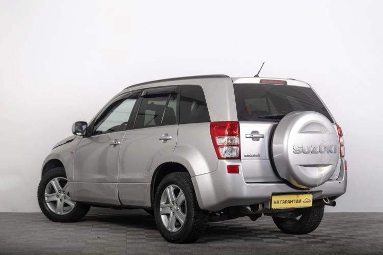 Suzuki Grand Vitara 5 из 6
