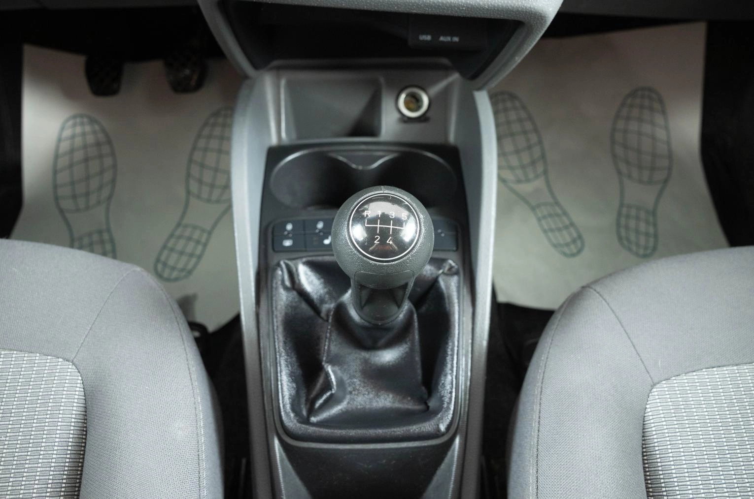 SEAT Ibiza 18 из 21