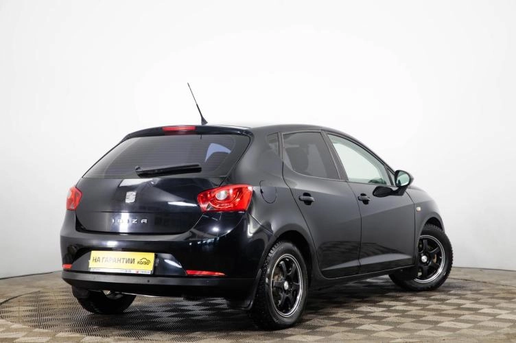 SEAT Ibiza 4 из 6