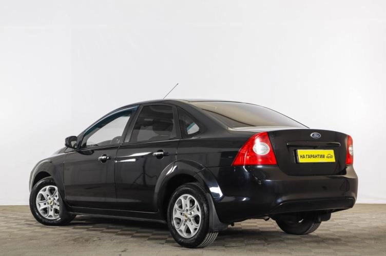 Ford Focus 4 из 6