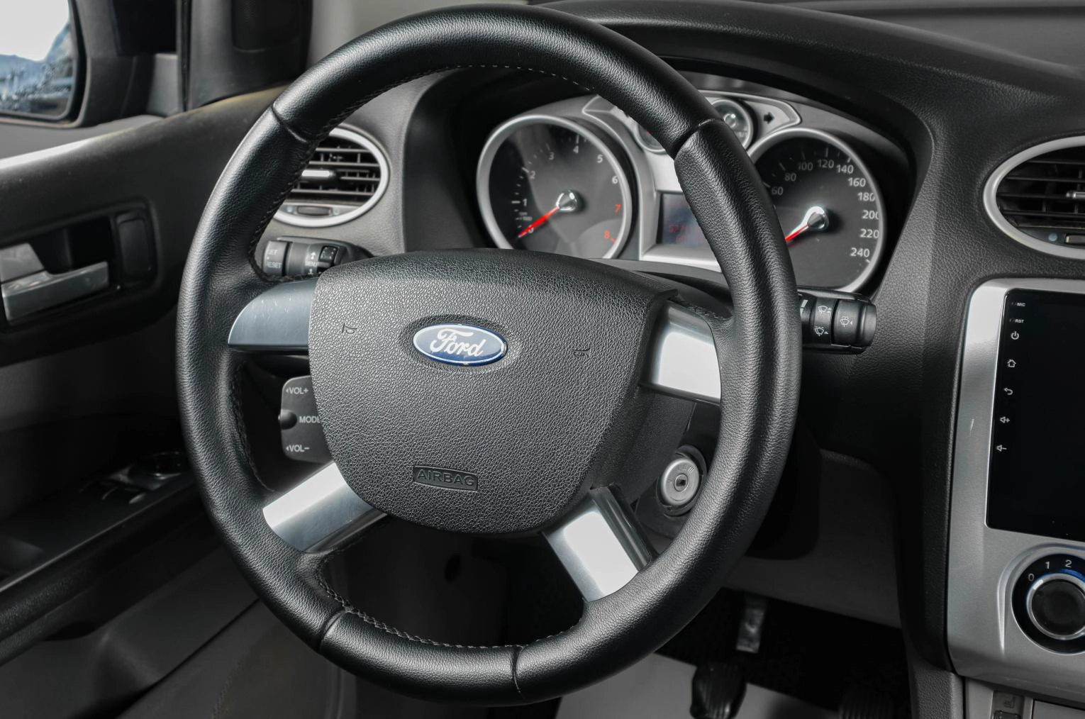 Ford Focus 11 из 16