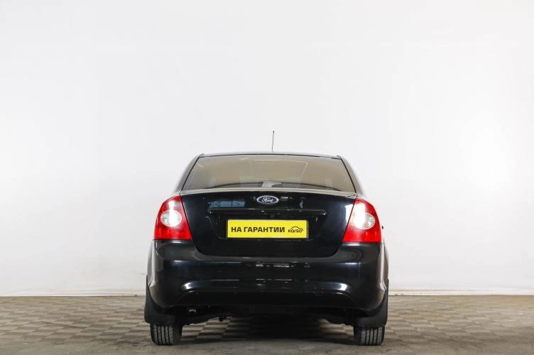 Ford Focus 5 из 6