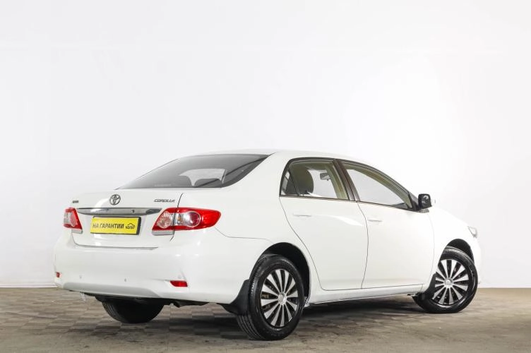 Toyota Corolla 6 из 6