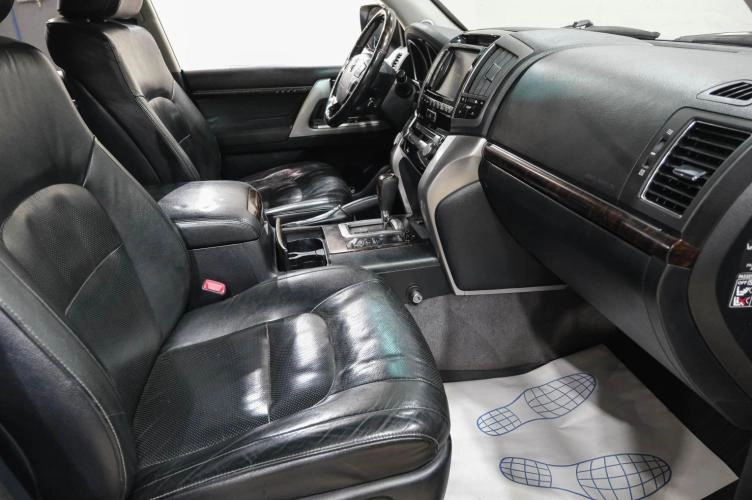 Toyota Land Cruiser 14 из 48
