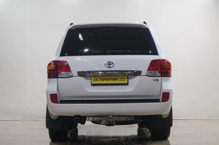 Toyota Land Cruiser 5 из 6
