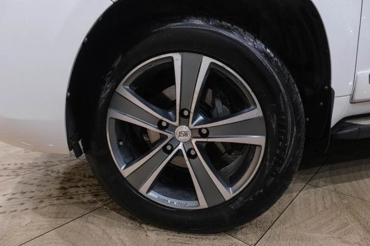 Toyota Land Cruiser 11 из 48