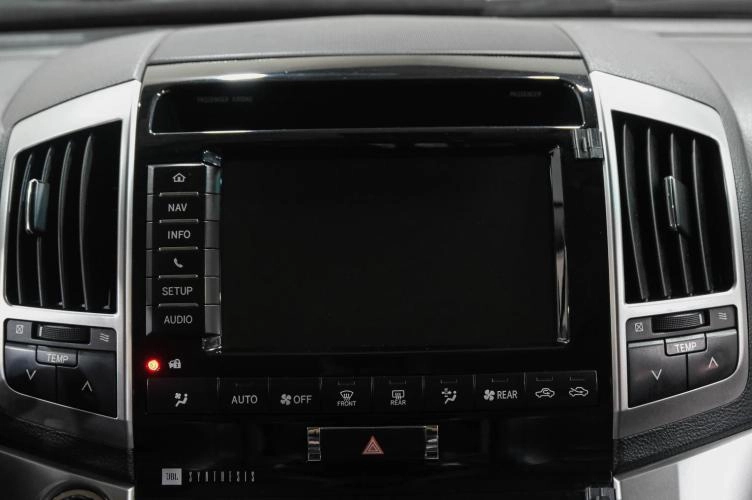 Toyota Land Cruiser 39 из 48