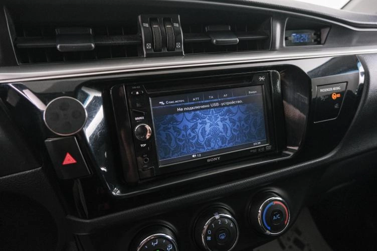 Toyota Corolla 15 из 23