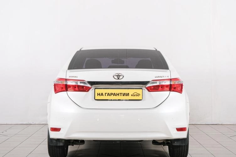 Toyota Corolla 5 из 6