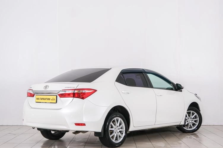 Toyota Corolla 6 из 6