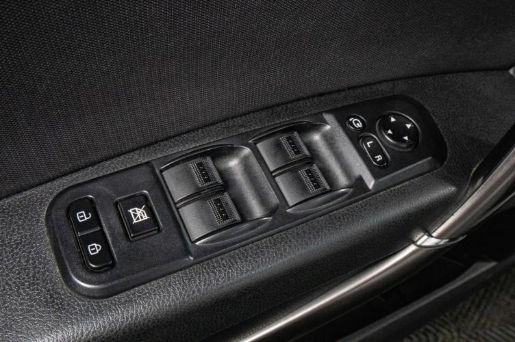 FAW Besturn X80 7 из 17
