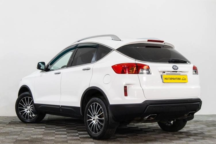FAW Besturn X80 6 из 6