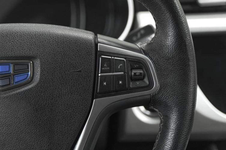 Geely Atlas 25 из 38