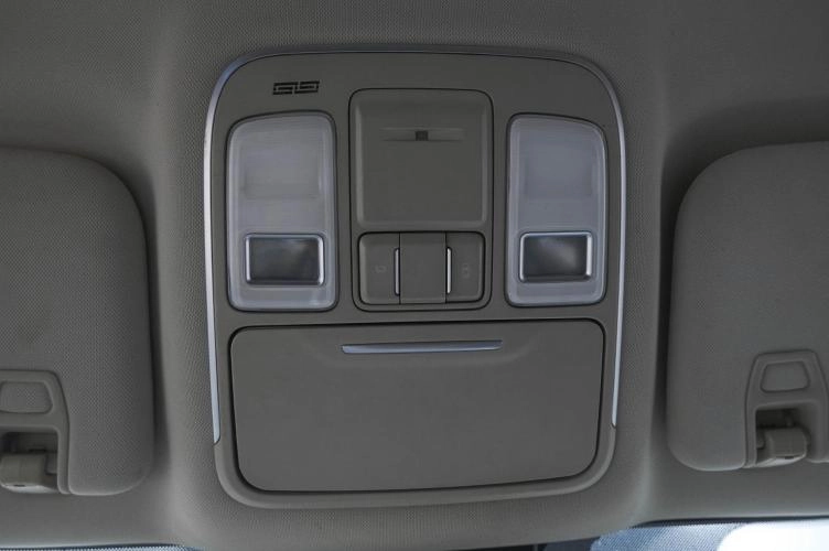 Geely Atlas 30 из 38