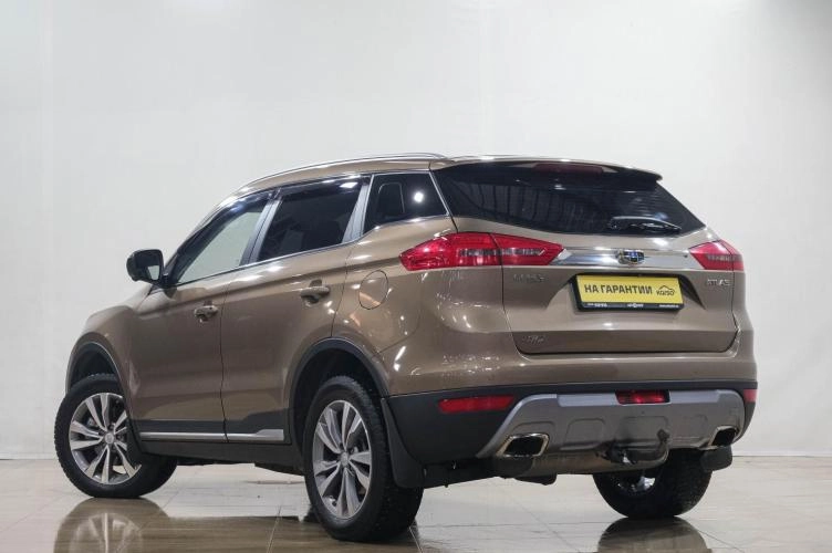 Geely Atlas 4 из 6