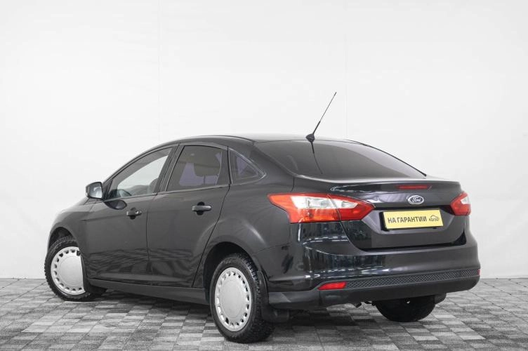 Ford Focus 4 из 6