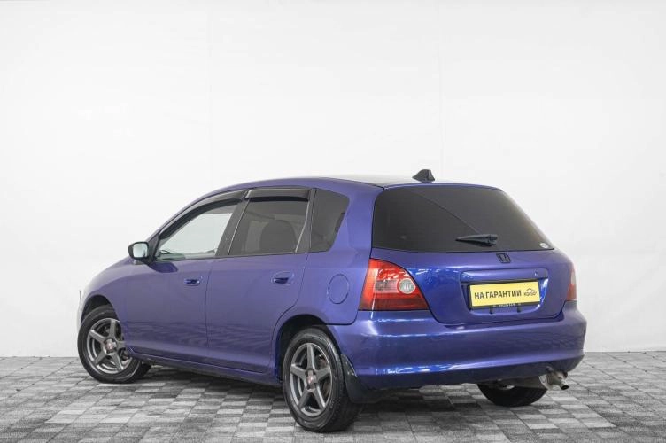Honda Civic 4 из 6