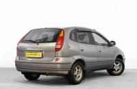 Nissan Tino 4 из 18