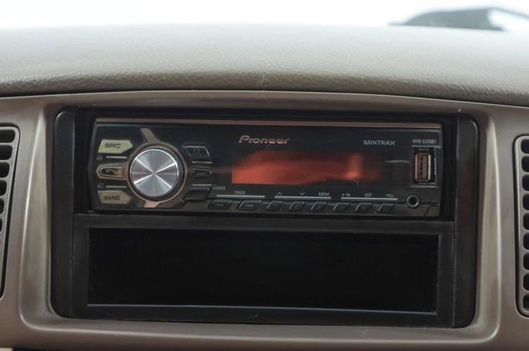 Toyota Corolla 10 из 16