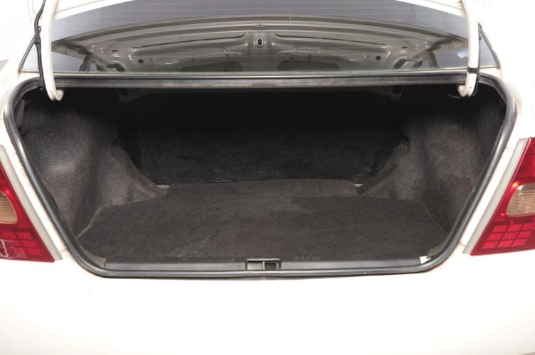 Toyota Corolla 16 из 16