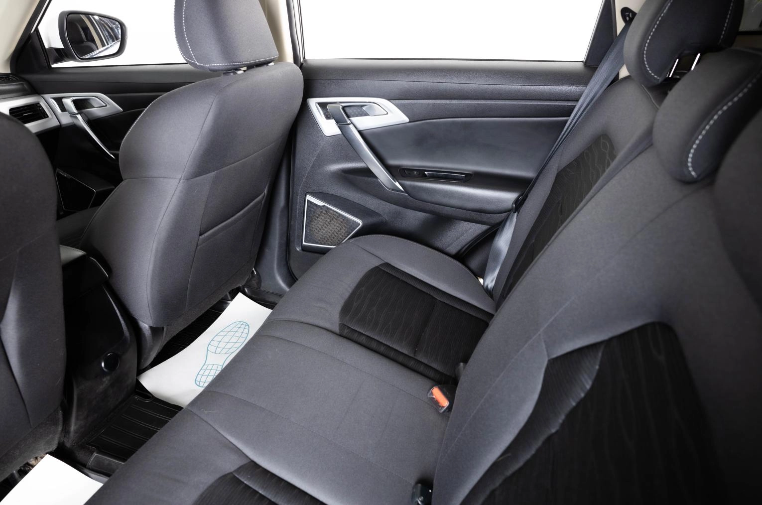 Geely Atlas 8 из 20
